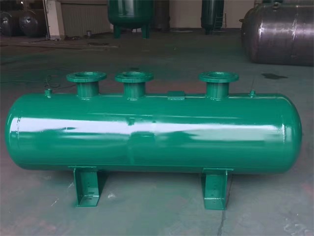 1679991473376569.jpeg 嘉定嘉定嘉定蒸汽分气缸1.jpeg